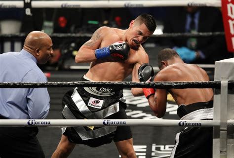 round by round boxing results.